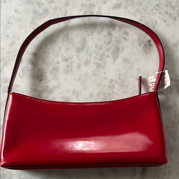 Vintage deadstock. DKNY red patent shoulder bag - Picture 2 of 6